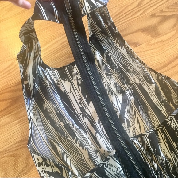 Urban Outfitter Dress - Picture 5 of 7